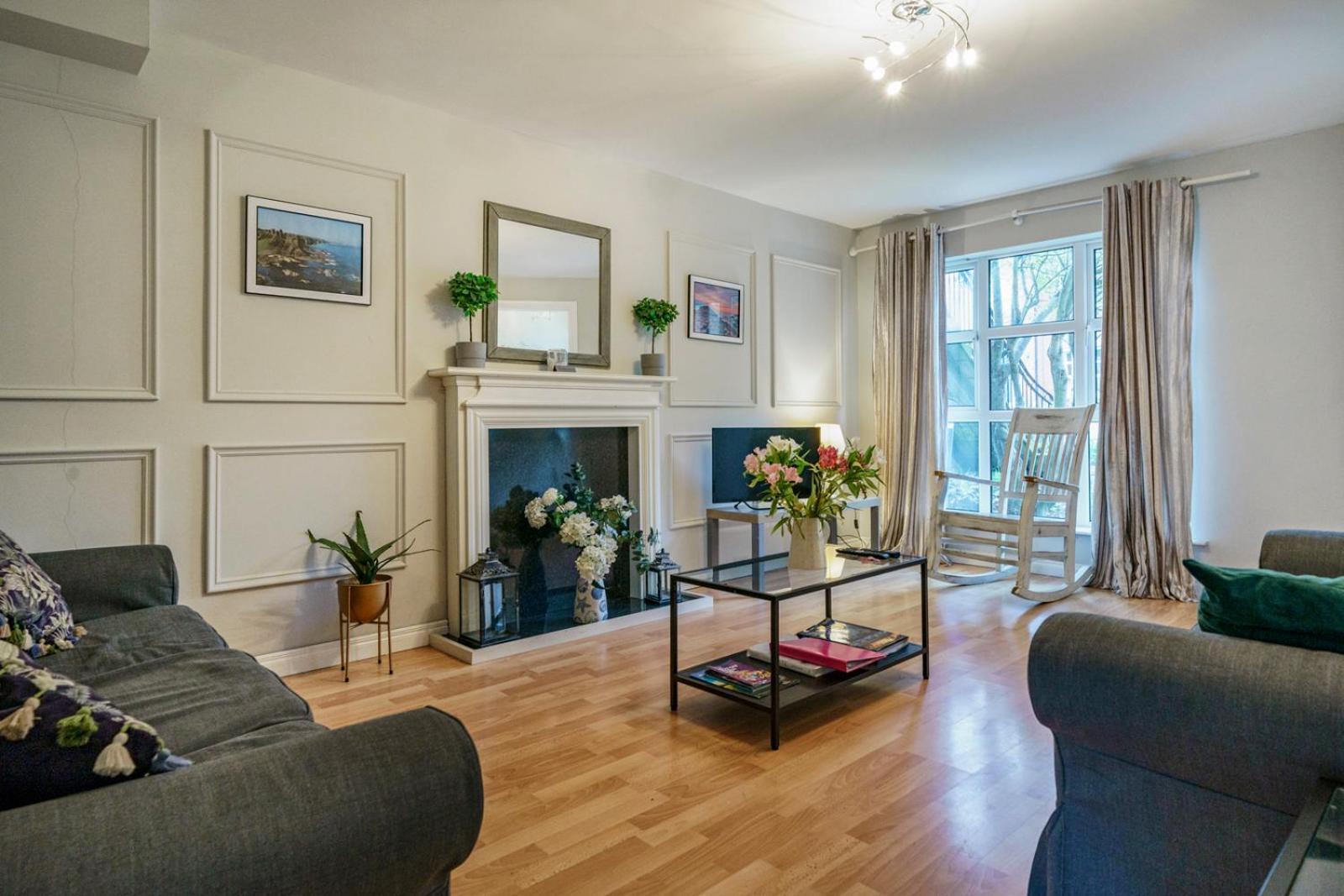 Close To City Centre Stylish 3 Bedroom House Belfast Exterior foto